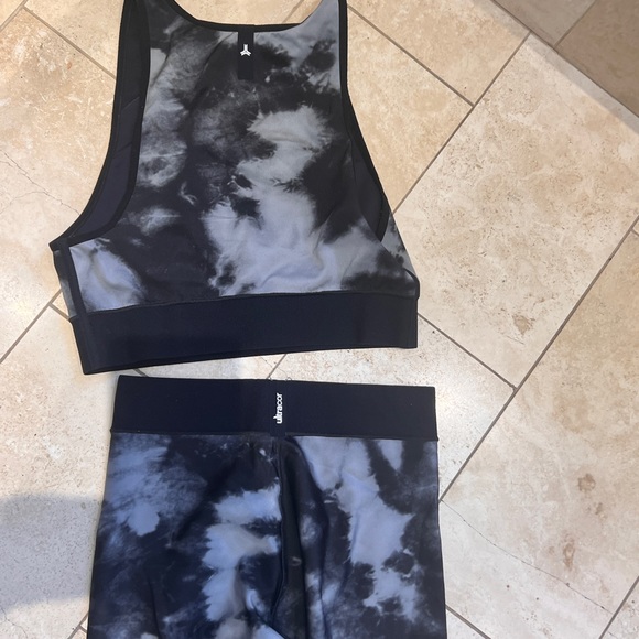 Ultracor tie dye reversible grey black set size M - Picture 6 of 11
